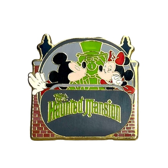 2008 Disney Mickey and Minnie Haunted House Trading Pin - Picture 3 of 5